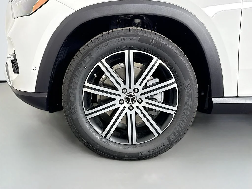 Certified Used 2026 White Mercedes-Benz GLE 350 image 32