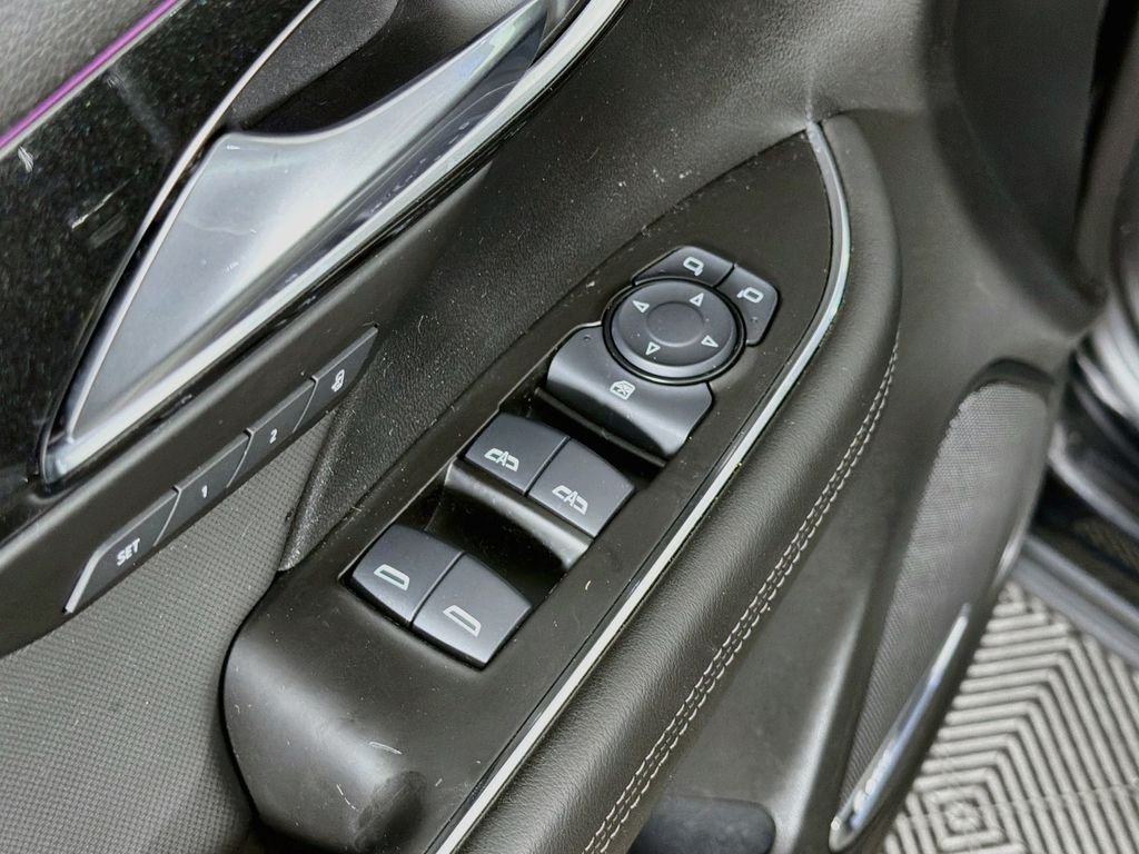 Used 2024 Ebony Twilight Metallic Buick Preferred image 18