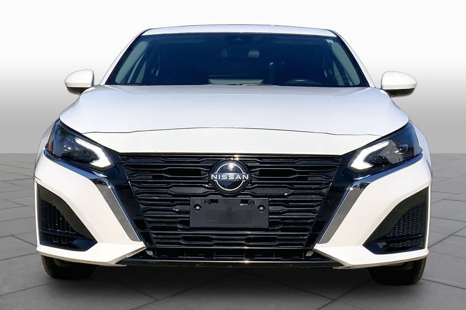 Pre-Owned 2024 Nissan Altima 2.5 SV