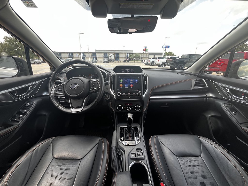 Used 2021 Ice Silver Metallic Subaru Limited image 11