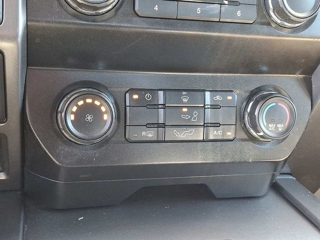 Used 2020 Gray Ford XLT image 16