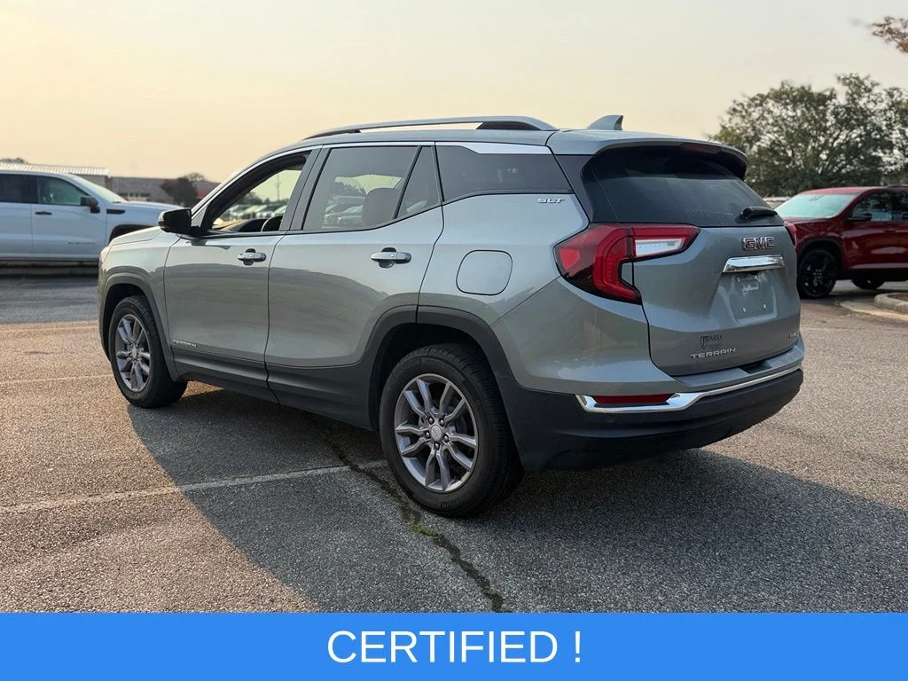 Used 2023 Silver GMC SLT image 7