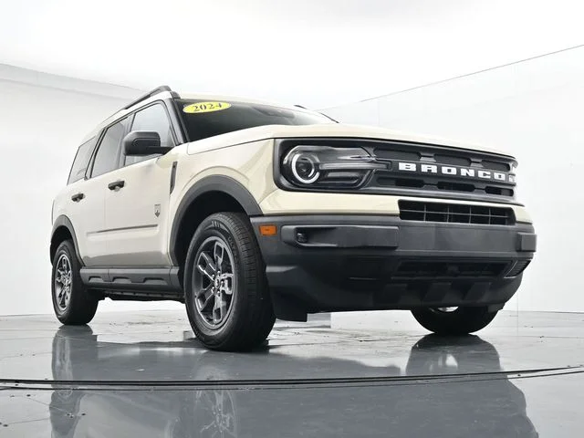 Used 2024 Beige Ford Big Bend image 35