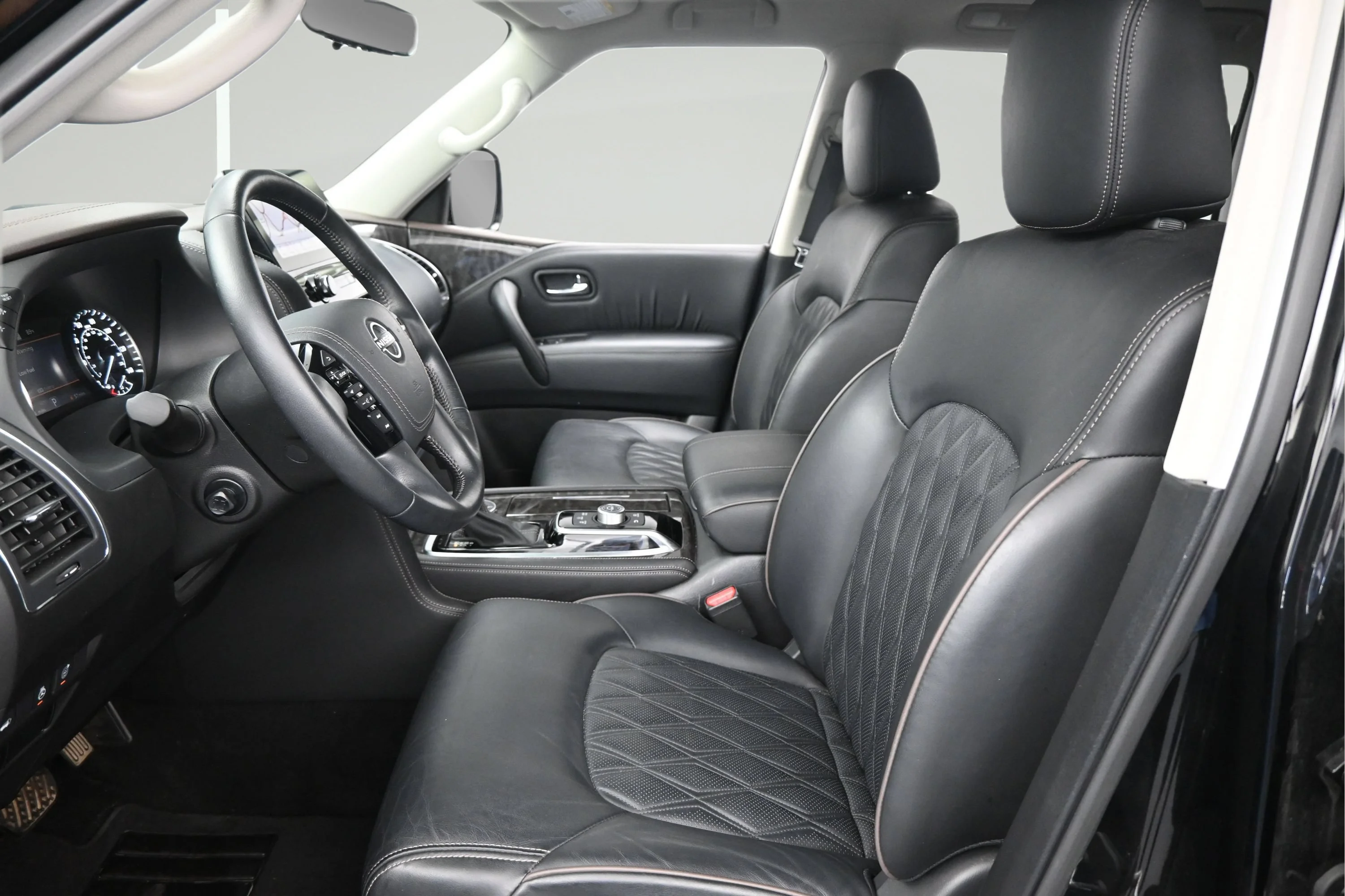 Certified Used 2024 Super Black Nissan Platinum image 9