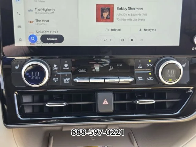 Used 2025 Cypress TOYOTA XLE image 23