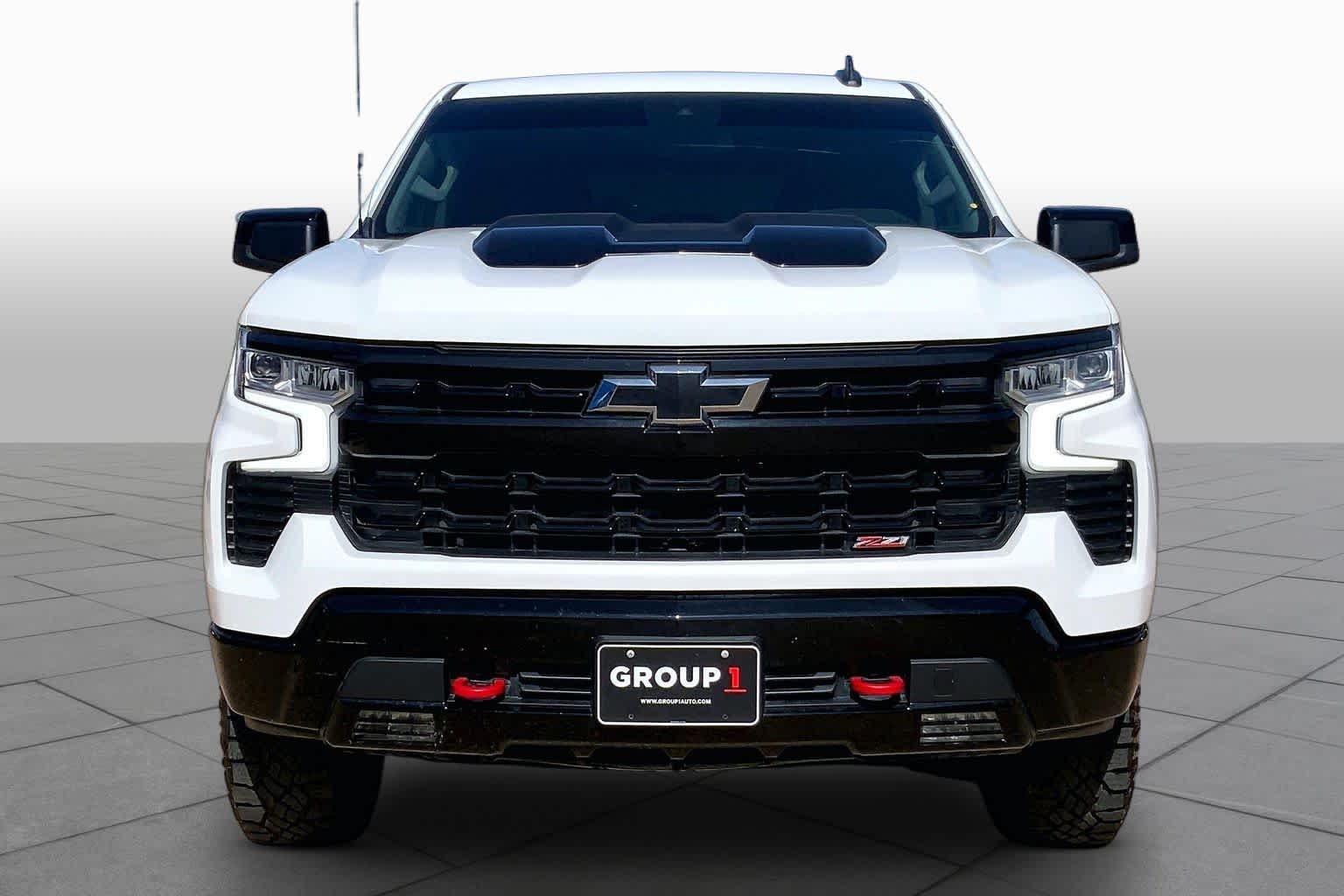 Used 2022 Summit White Chevrolet LT Trail Boss image 4