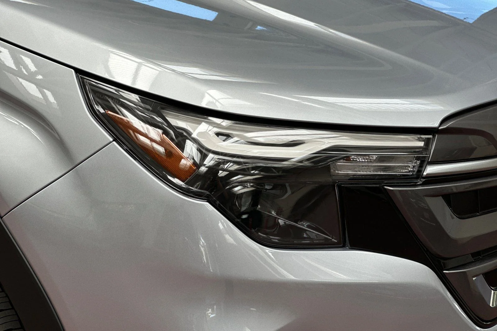 New 2026 ICE SILVER METALLIC Subaru Premium Hybrid image 32
