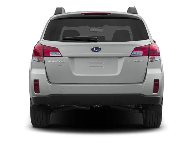 Used 2014 Ice Silver Metallic Subaru 2.5i image 8