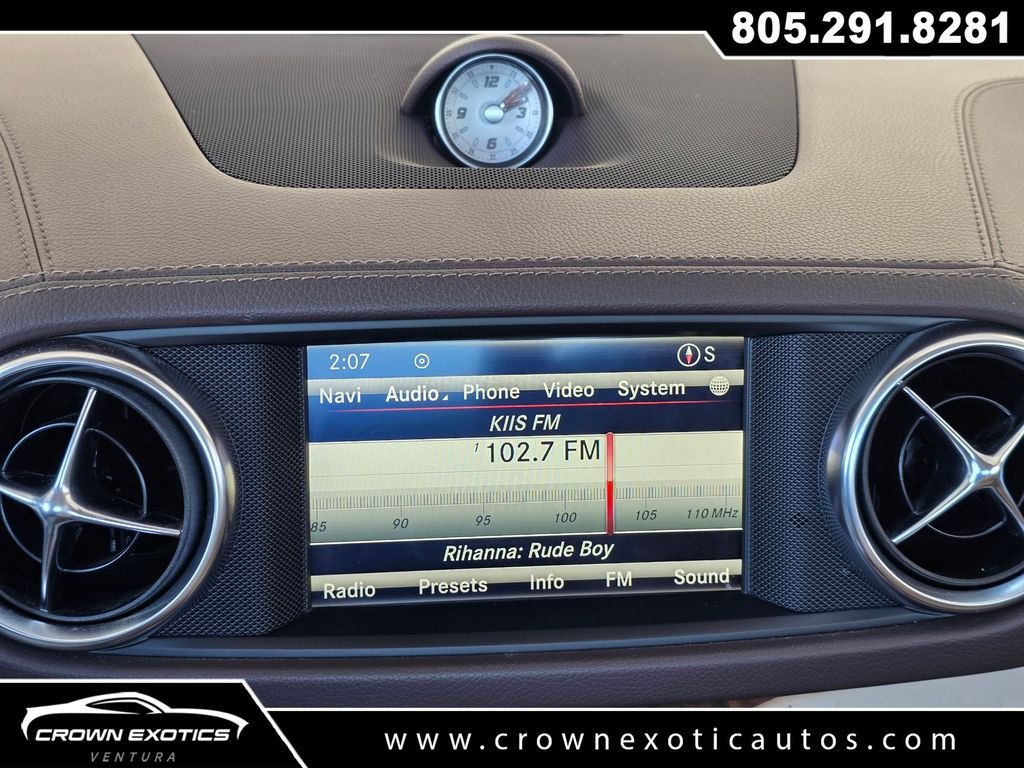 Used 2014  Mercedes-Benz SL 550 image 36