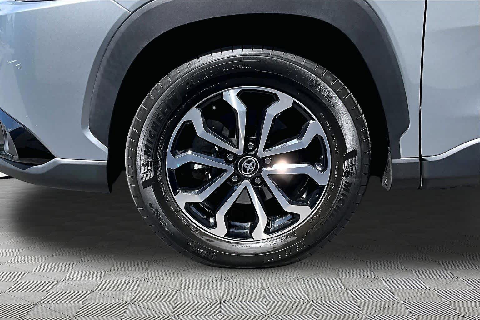 Used 2023 Sonic Silver Toyota Hybrid S image 11
