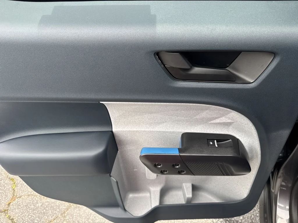 New 2026 Carbonized Gray Metallic Ford XLT image 21