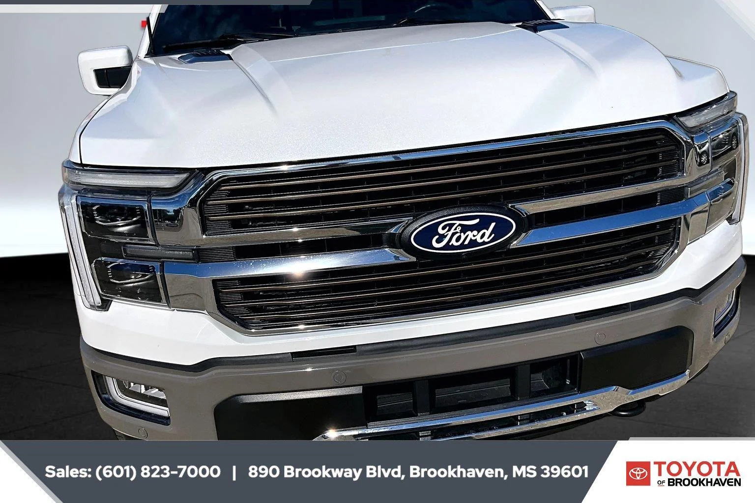 Used 2025 Star White Metallic Tri-Coat/Marsh Gray Ford King Ranch image 21