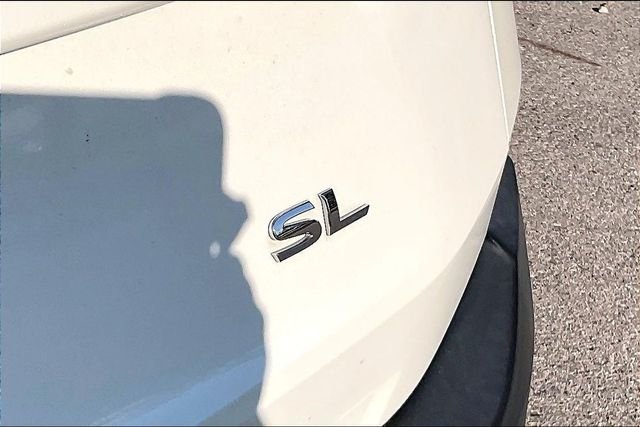 Used 2023 White Nissan SL image 8