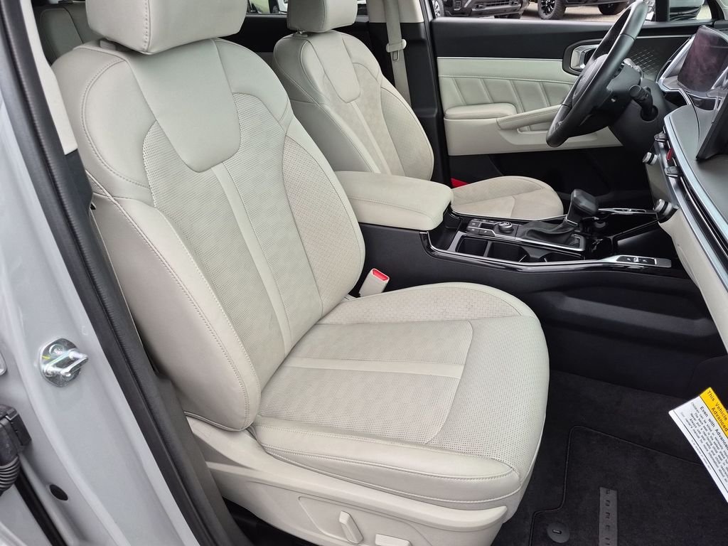 Used 2024 Gray Kia SX image 34