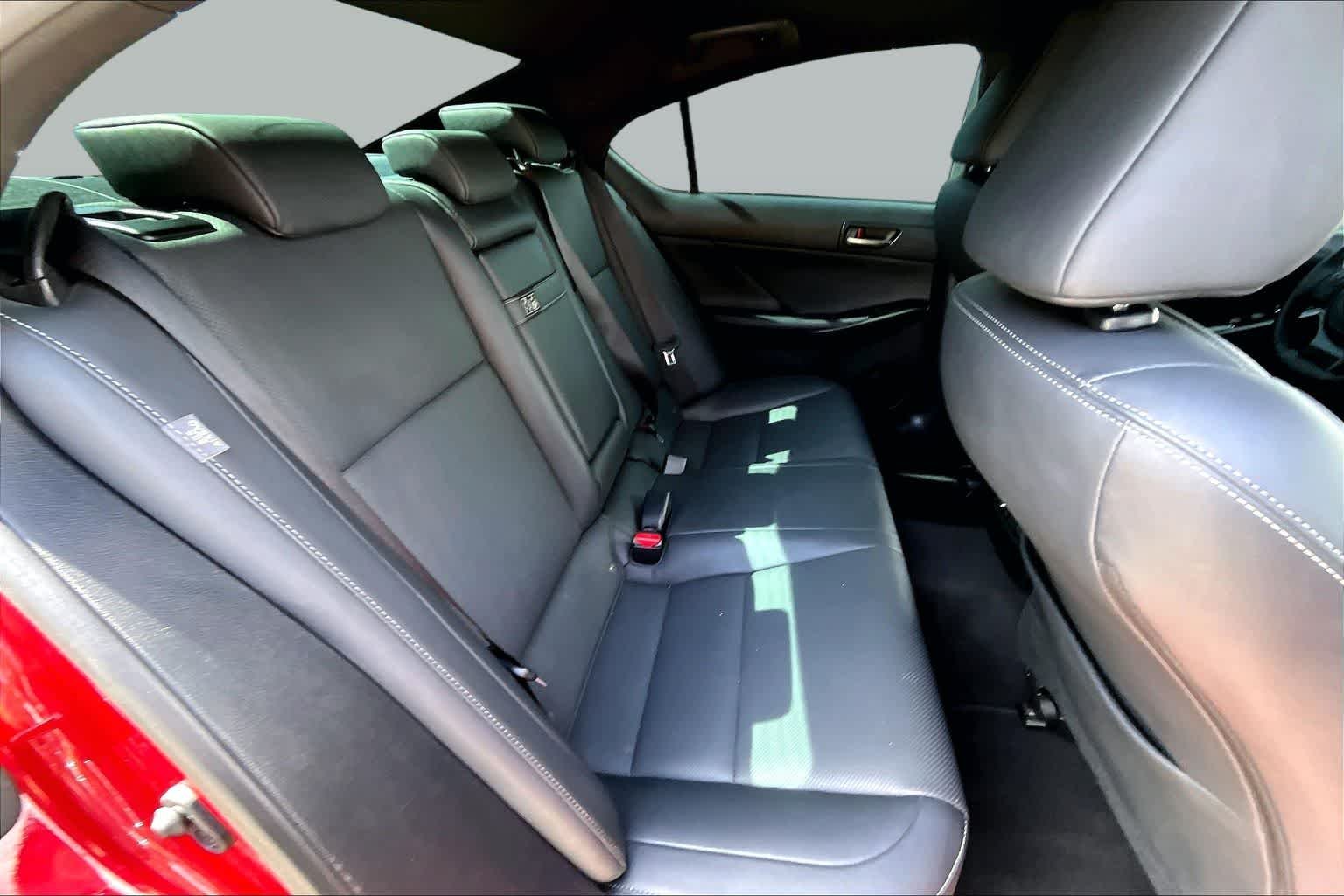 Used 2024 Matador Red Mica Lexus  image 20
