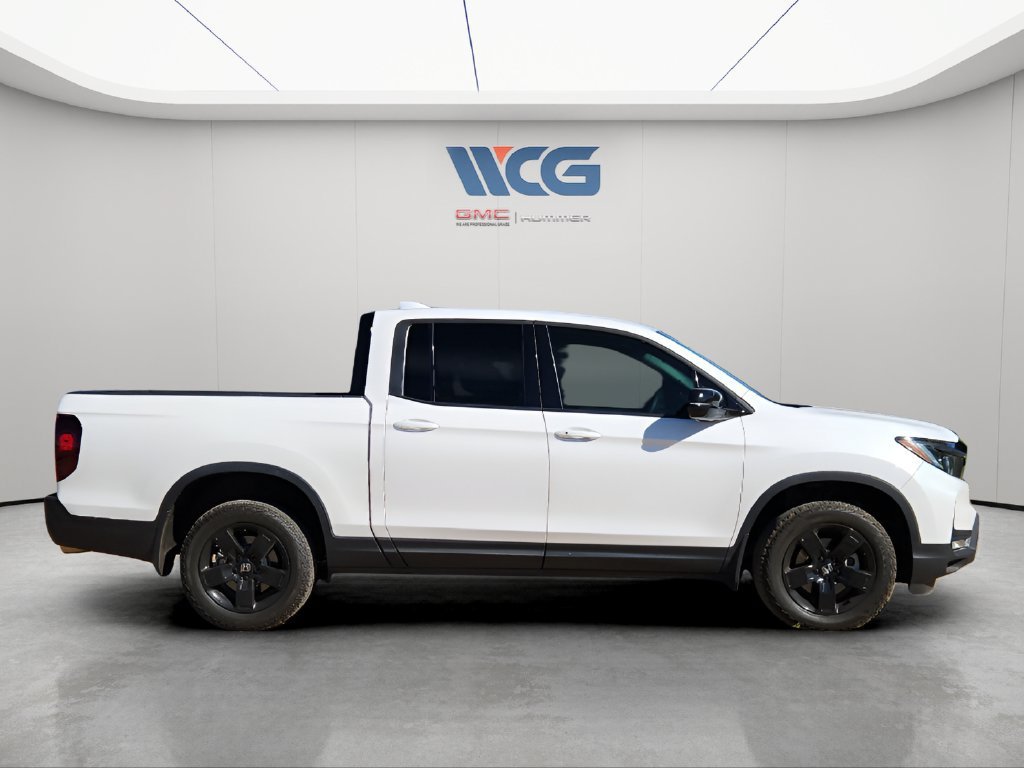 2024 Honda Ridgeline Black Edition - Photo 2