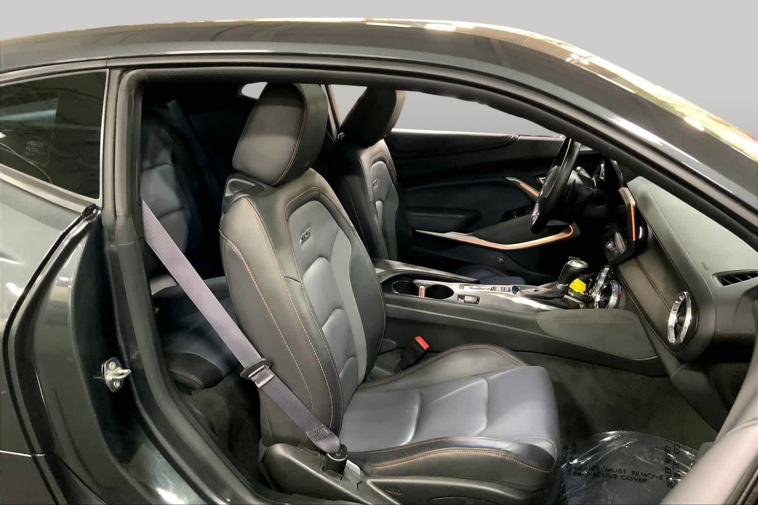 Used 2017 Nightfall Gray Metallic Chevrolet 2SS image 9