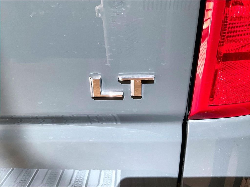 Used 2025 Gray Chevrolet LT image 29