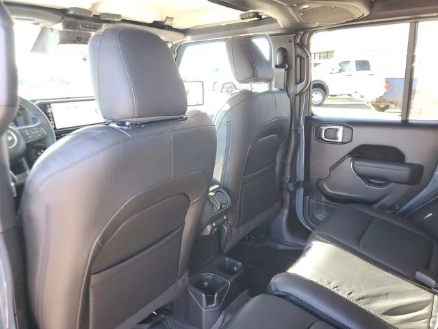 New 2026 Anvil Clearcoat Jeep Sport S image 10