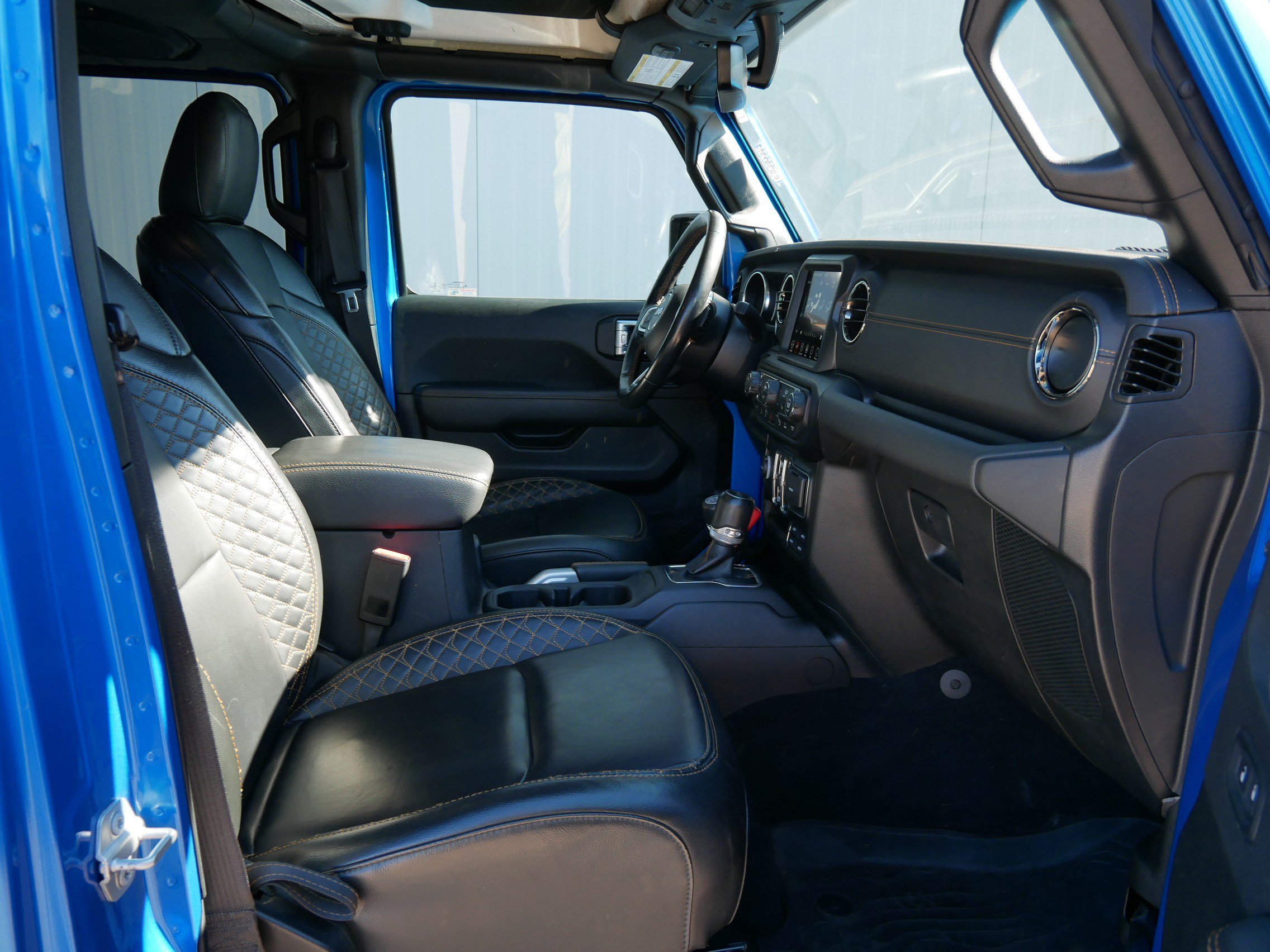 Certified Used 2022 Hydro Blue Pearlcoat Jeep Unlimited High Altitude image 14