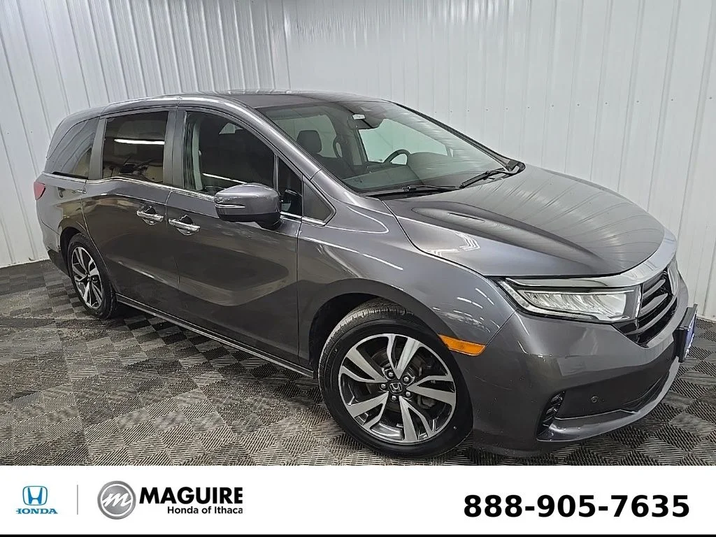 Used 2024 Gray Honda Touring image 7