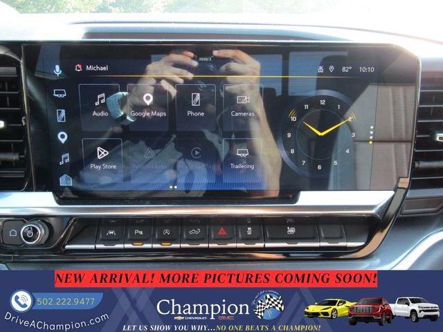 Certified Used 2025 Iridescent Pearl Tricoat Chevrolet High Country image 17