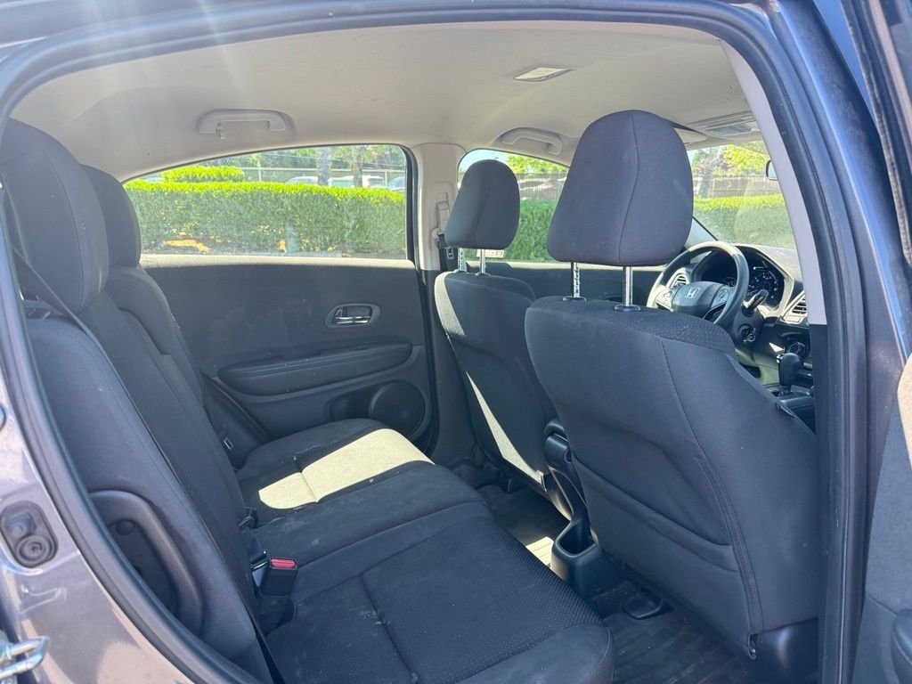 Used 2019 Modern Steel Metallic Honda LX image 20