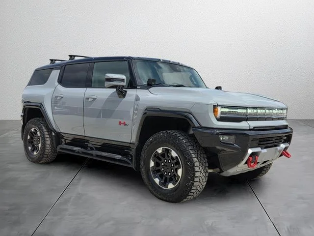 Used 2024 Gray GMC 2X image 6