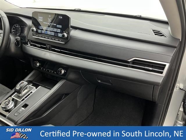 Used 2024 Alloy Silver Metallic Mitsubishi  image 24