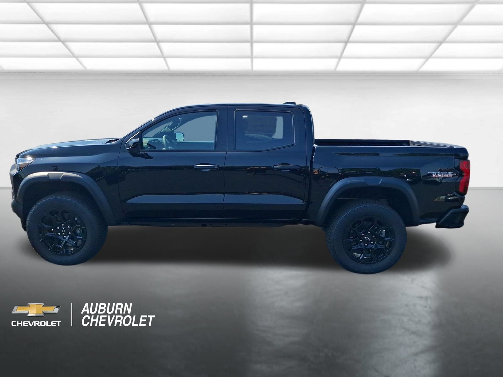 2026 Chevrolet Colorado Trail Boss - Photo 6