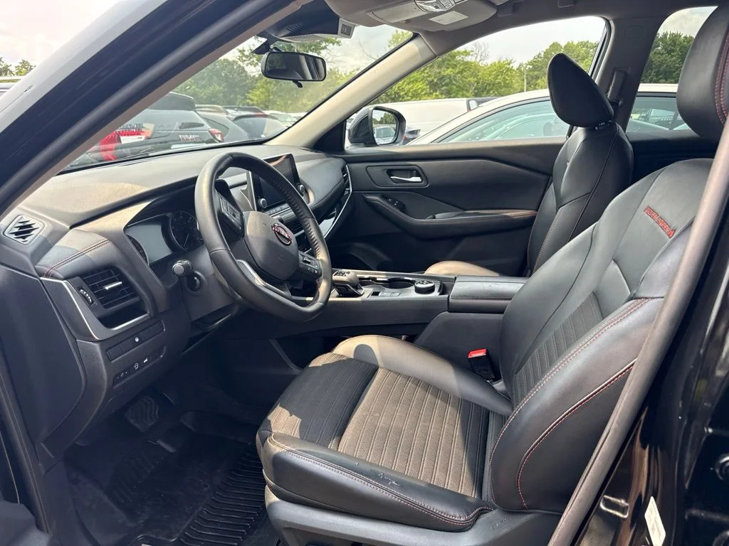Used 2025 Black Nissan Rock Creek image 3