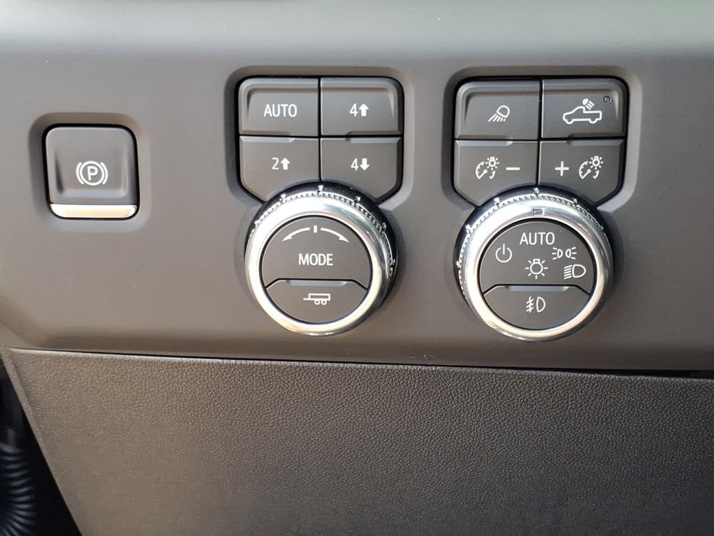 New 2026 Onyx Black GMC AT4 image 21