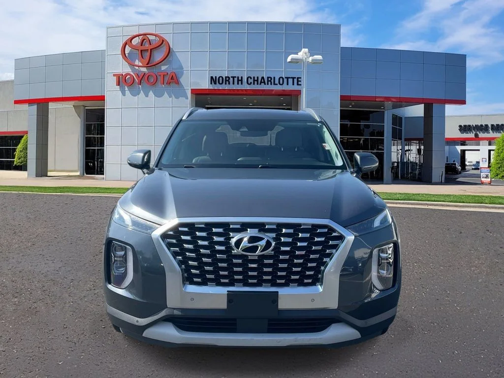 Used 2020 Gray Hyundai SEL image 2