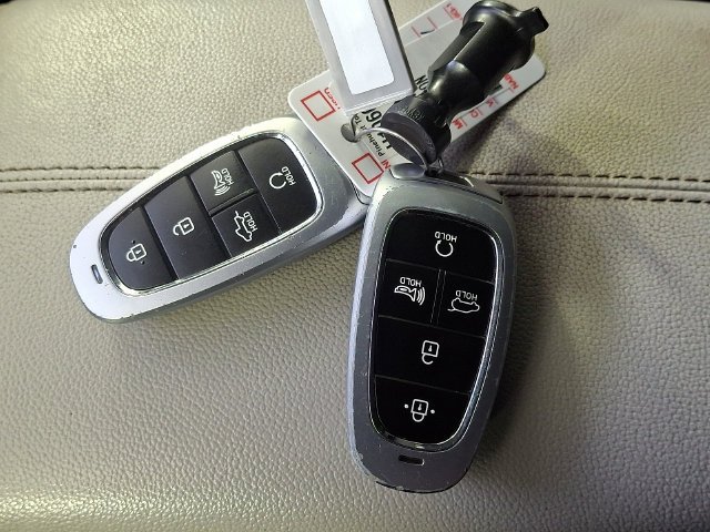 Certified Used 2024 White Hyundai SEL image 27