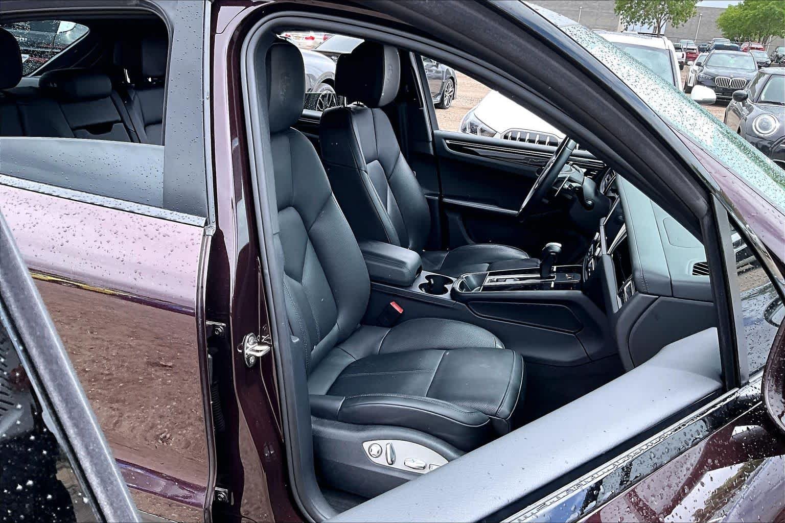 Used 2023 Black Porsche  image 7