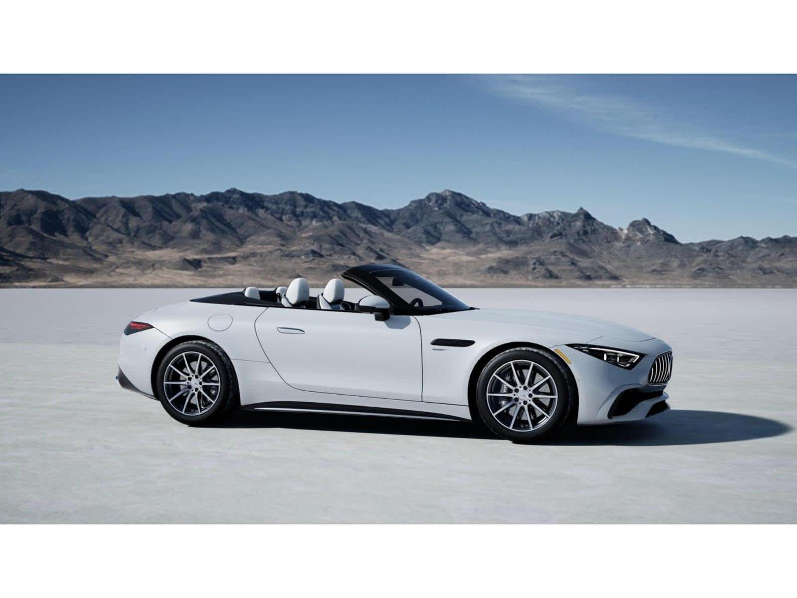 New 2027 MANUFAKTUR Moonlight White Metallic Mercedes-Benz AMG® SL 43 Roadster image 13
