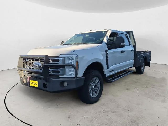 Used 2024 White Ford XLT image 1
