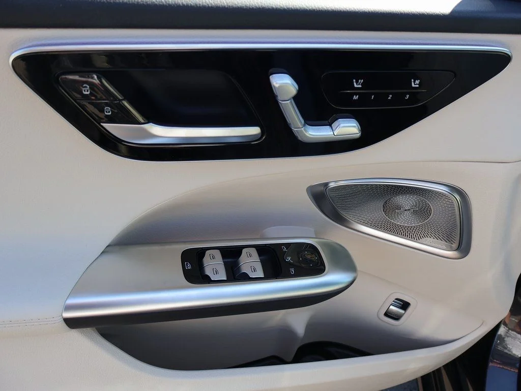 2025 Mercedes-Benz C-Class Sedan C 300 - Photo 24