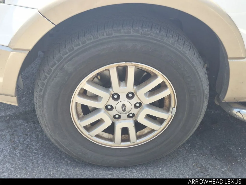 Used 2011 White Ford XLT image 10