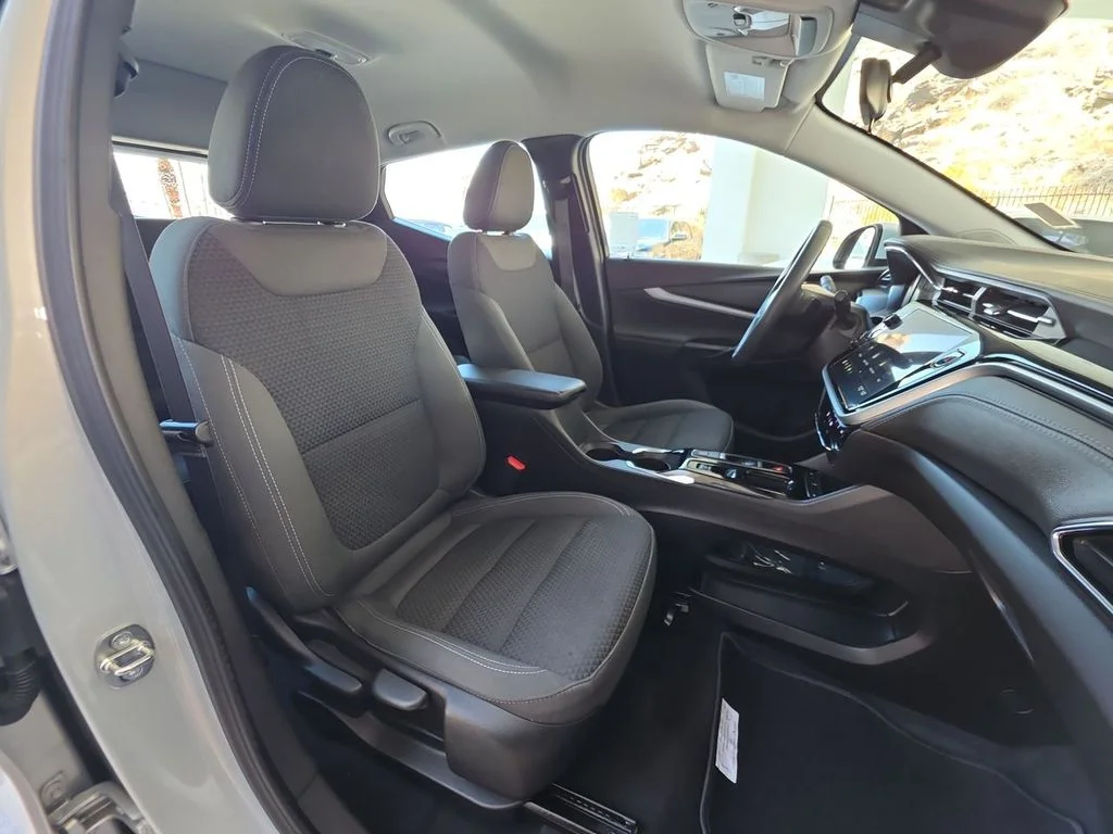 Used 2023 Silver Flare Metallic Chevrolet LT image 29