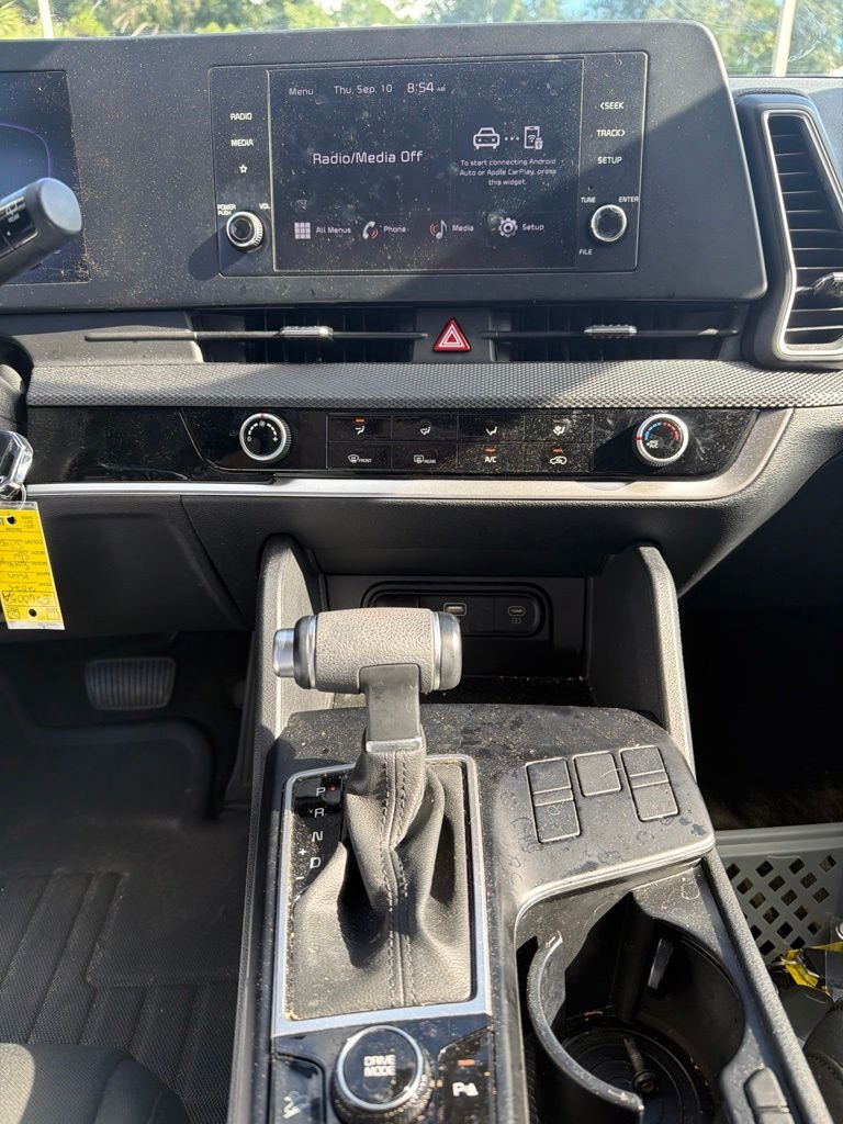 Certified Used 2025 Steel Gray Kia LX image 16