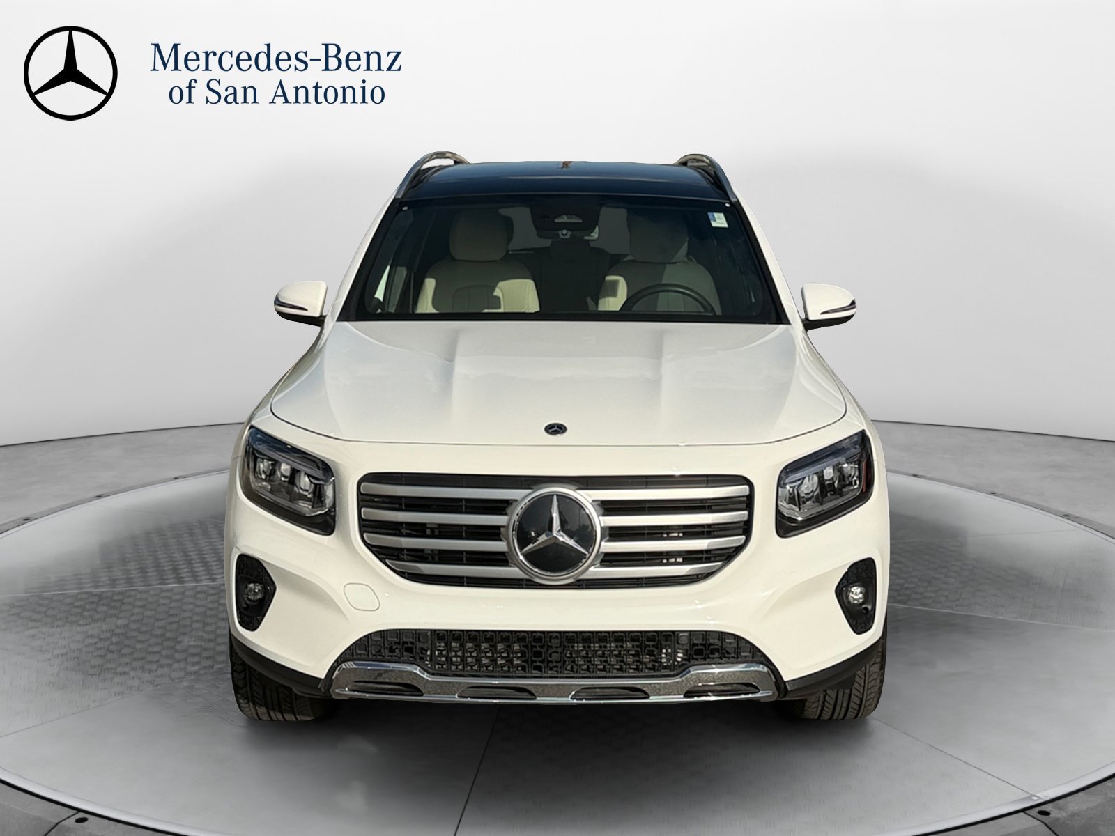 Used 2026 Polar White Mercedes-Benz GLB 250 image 2