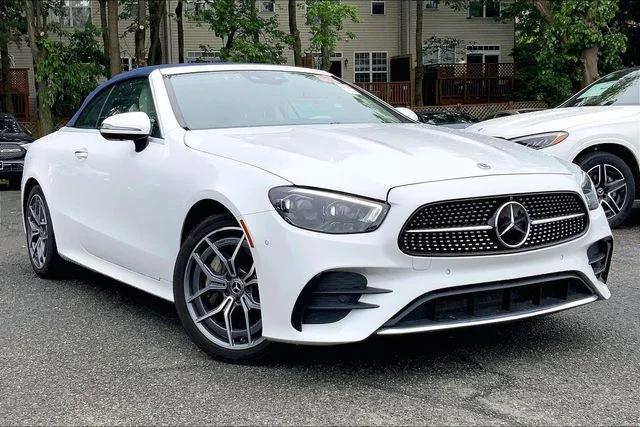 2023 Mercedes-Benz E-Class E450 4MATIC Cabriolet's photo
