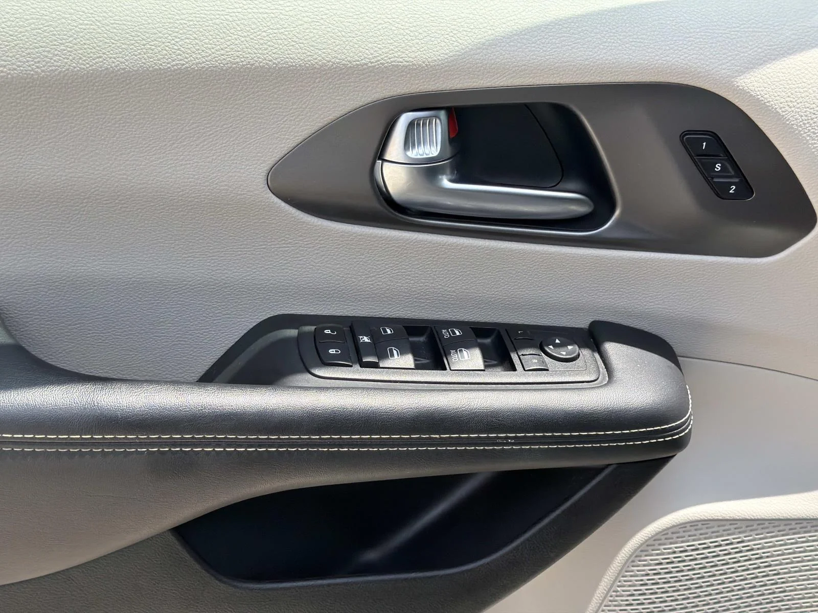 Used 2023 Gray Chrysler Touring L FWD image 19