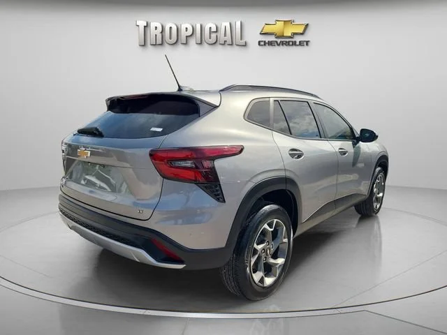 Used 2024 Sterling Gray Metallic Chevrolet LT image 4
