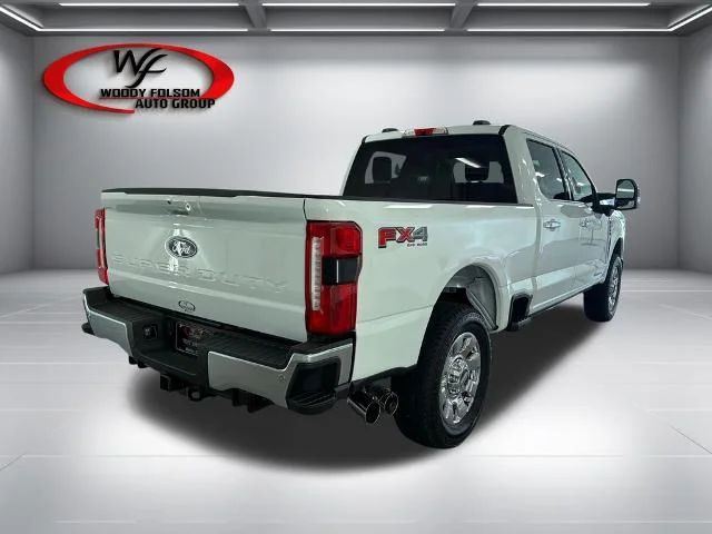 New 2027 Oxford White Ford F-250® Lariat® image 23