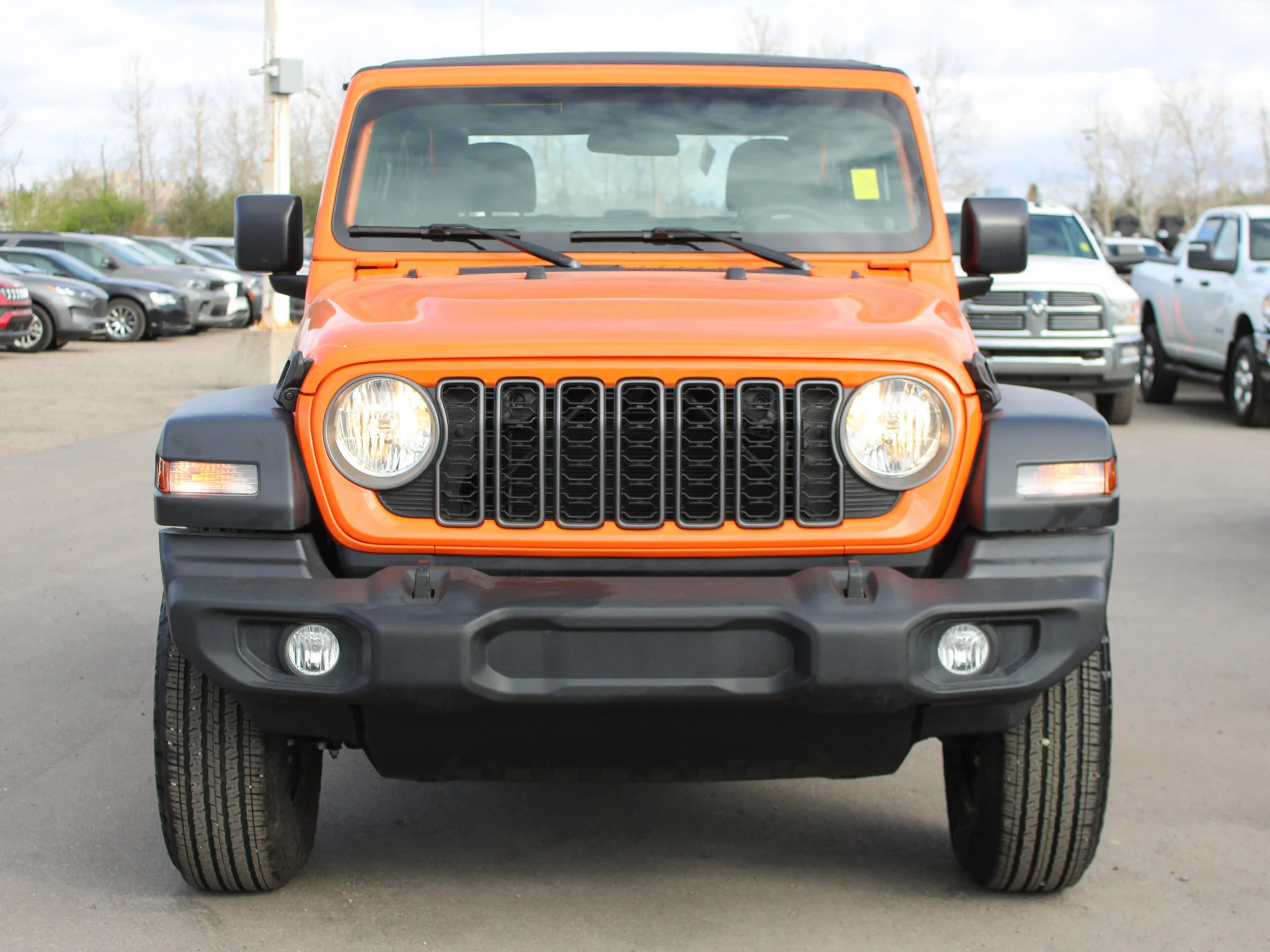 Certified Used 2025 joose Jeep Sport* 2 Door | Trailer Tow Group | Apple CarPlay | Backup Camera | Skid Plates | 12.3?inch display image 11
