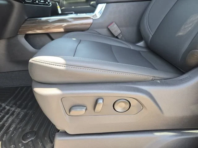 New 2026 Black Chevrolet LT image 19