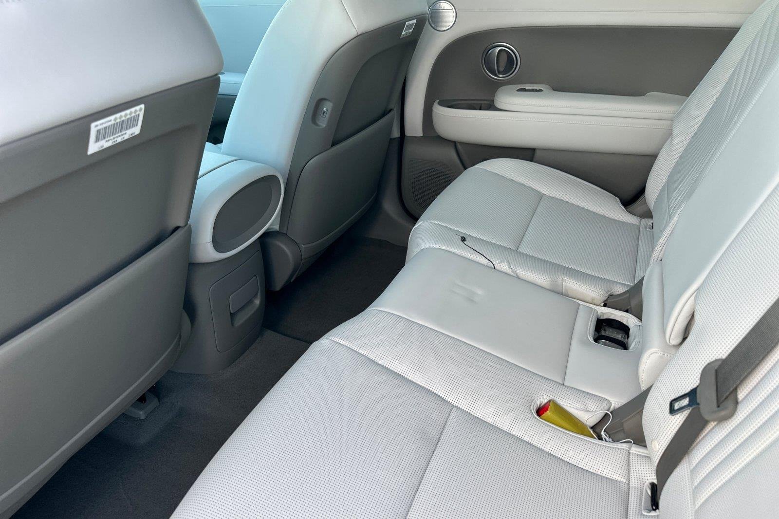 New 2026 Creamy White Pearl Hyundai SEL 8P image 11