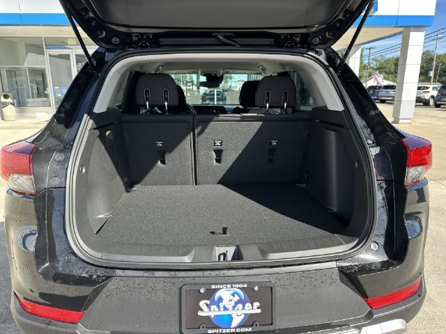 New 2026 Mosaic Black Metallic Chevrolet LT image 23